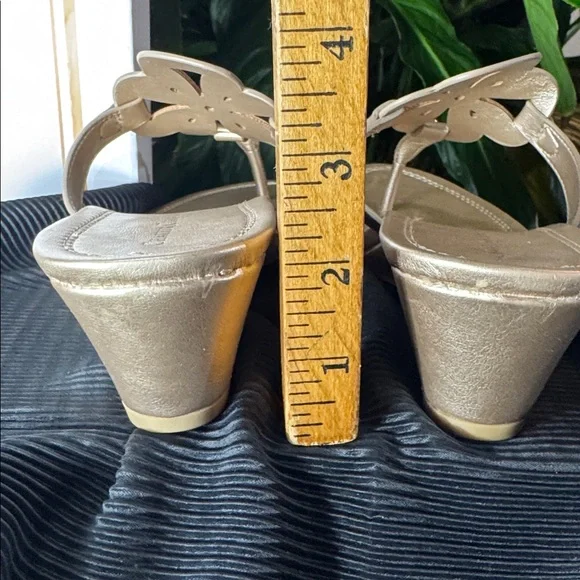 Charter Club Penelopee Wedge T-Strap Sandal Platino Women's Size 9.5M - Picture 5 of 11